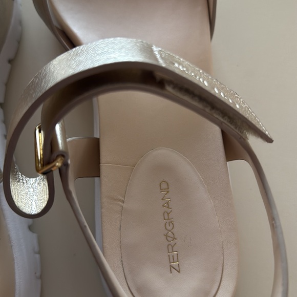 Cole Haan Gold Sandals with Crisscross Straps and Cushioned Footbed - Picture 5 of 8